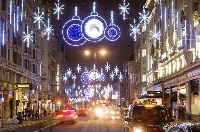 Magical Christmas Lights in London: Private Black Cab Tour - Should you book this Christmas lights black cab tour?