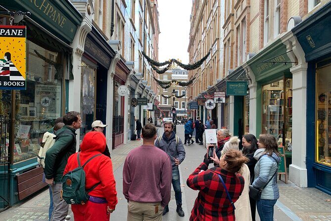 Magical Movies of London Harry Potter Tour - Shakespeare’s Globe, a 1615 Pub, and a Street with a Medieval Gaol