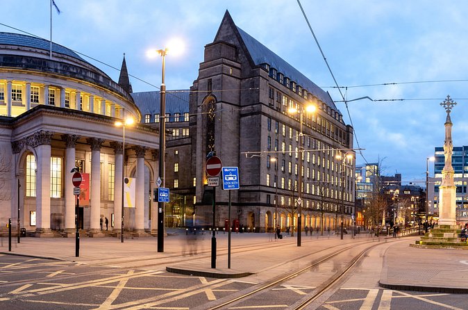 Manchester Airport Taxi Transfers Service - Communication that helps you avoid the airport guessing game
