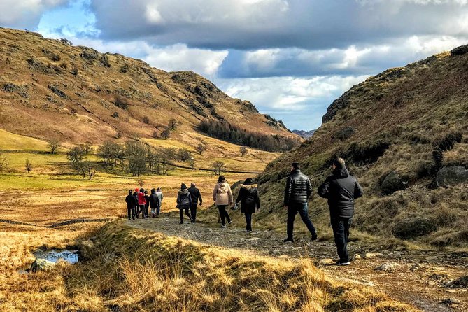 MANCHESTER: Lake District Adventure - Sightseeing Day Trip Tour - Bowness-on-Windermere and the optional one-way Windermere cruise