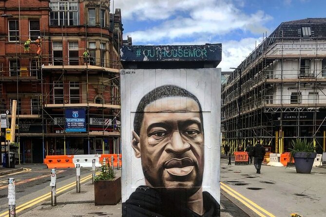 Manchester Private Tour with a Local - Highlights & Hidden Gems - Chinatown: The Ornate Archway and Food-Led Exploration