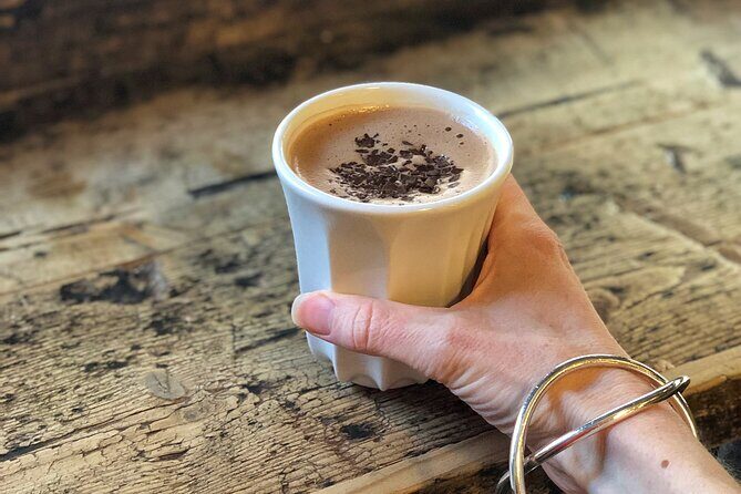 Mayfair Chocolate Tour - Walking and comfort: what to wear for all-weather London