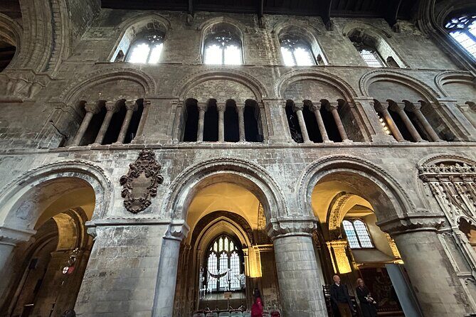 Medieval London Walking Tour Oxford PhD Historian Guide - Newgate Street and London’s entry points: from walls to the Old Bailey