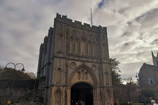 Medieval Mayhem in Bury St Edmunds Exploration Game and Tour - How the Abbey Gardens ending changes the feel of the quest