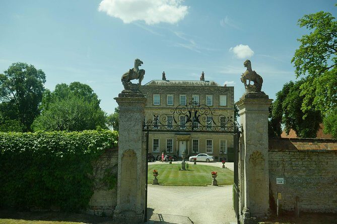 Midsomer Murders Tour from London - Practical Tips for a Smooth Day: Photos, Pacing, and Comfort