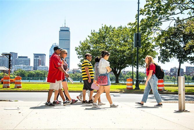 MIT Campus Guided Walking Tour - A Student-Led Glimpse of MIT at Kendall Square