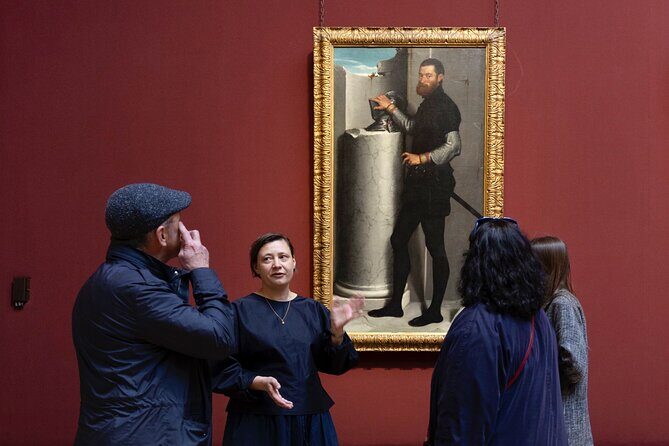 National Gallery with Art Historian Guided Tour in London - First Stop at Trafalgar Square: Getting Oriented Fast