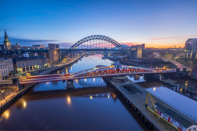 Newcastle : Private Walking Tour With A Guide (Private Tour) - The Newcastle Town Wall: how defense shaped the street-level city