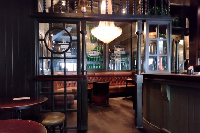 Newcastle Upon Tyne Private Historic Pub Tour With Free Drinks! - Newcastle city walls and castle area: defensible views with real context