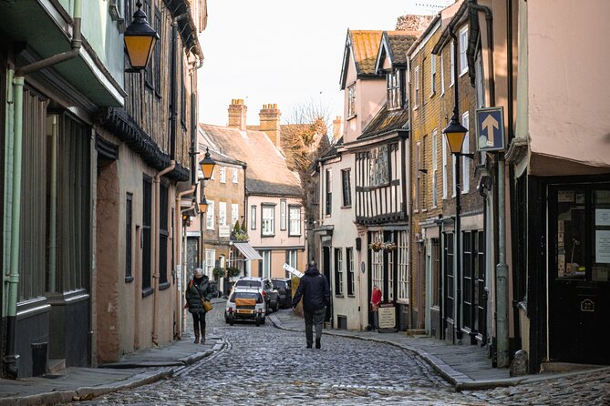 Norwich City Game: Medieval Mystery & Walking Tour - Starting at St Andrew’s Plain: getting set up fast