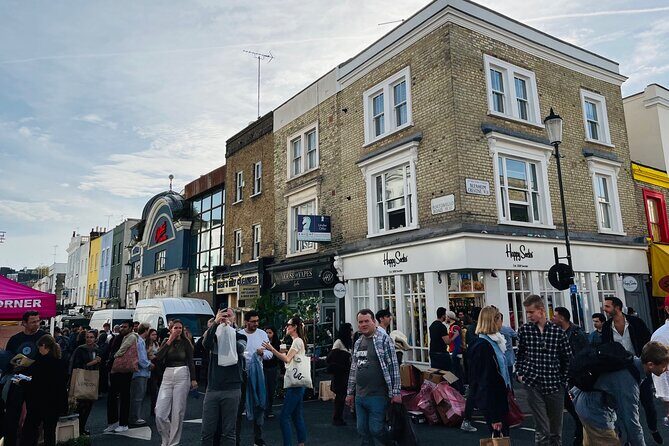 Notting Hill Walk Celebrities and Film Locations - What to Bring (Since Food Isn’t Included)
