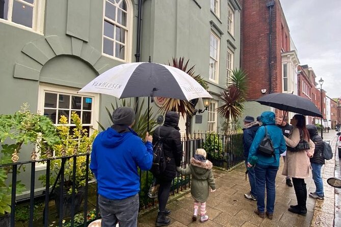 Old Portsmouth Historical Walking Tour - an infernal den of Diabolical Demons - The guide makes it click: Samuel’s humor and clear delivery