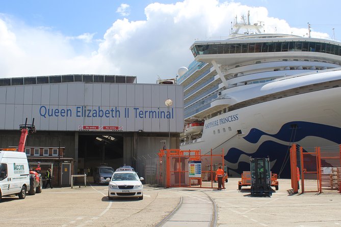 One Way or Round Trip Private Transfer from London to Southampton Cruise Port - Comfort, luggage space, and bathroom breaks that actually help