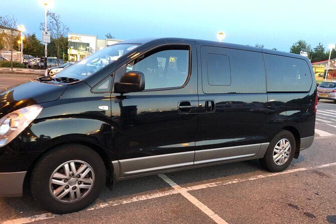 One Way Taxi Transfer from Heathrow Airport to City Airport - Inside the car: what’s included for comfort and convenience