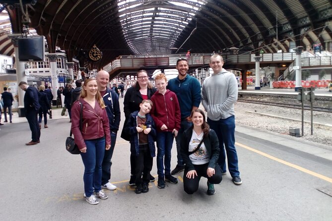 Original Harry Potter Locations Tour : Guided Tour of York - Meeting Point Tips: Finding the Start Fast