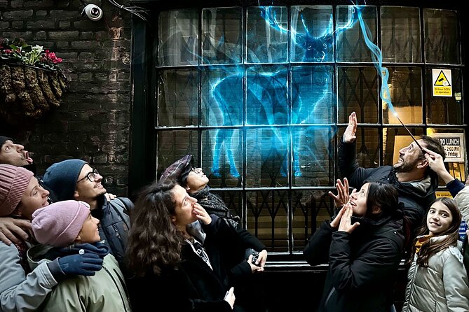 Original Harry Potter Locations Tour : Guided Tour of York - Games, Sorting, and Team Quizzes That Keep It Moving