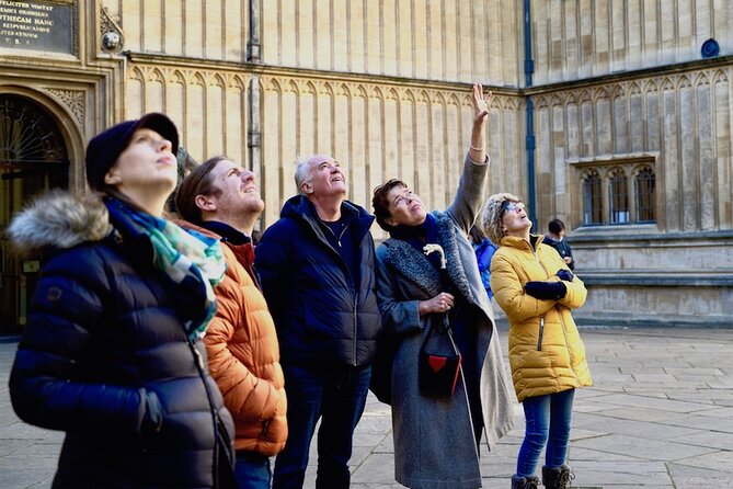 Oxford: 90 minute Architectural & Historical Highlights Tour - Start at Weston Library, End at Golden Cross, and Learn the Walking Rhythm