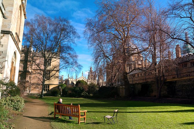 Oxford City and University Walking Small Group PUBLIC Tour - Broad Street Start, Bridge of Sighs Finish: A Simple Route to Orient You