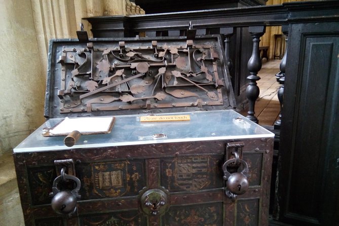 Oxford Harry Potter Insights entry to Divinity School PUBLIC Tour - New College and the Goblet of Fire connection (plus closure-day options)