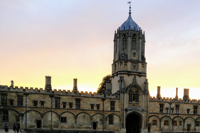 Oxford Official Ghost Tour - Oxford at 6pm: what the ghost walk really feels like