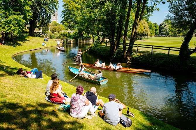 Oxford Private Day Trip from London – Sightseeing & Lunch - The value pitch: paying for time, access, and a private guide