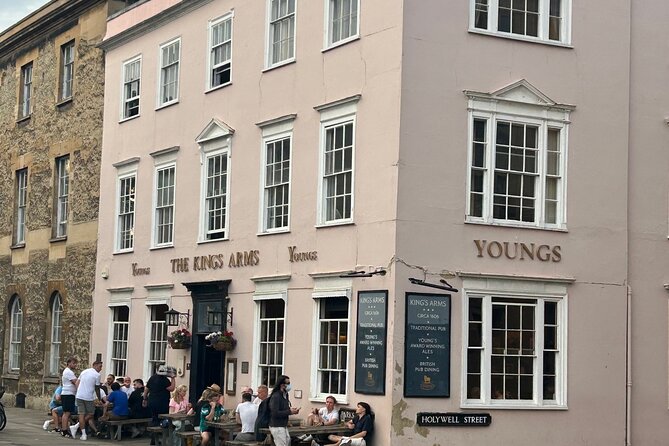 Oxford Pub Tour: Historic Pubs and Local Brews - The Bear Inn and the Royal Blenheim: finishing with local ales