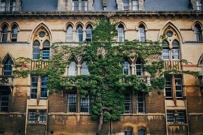 Oxford Scavenger Hunt and Sights Self-Guided Tour - Beyond the two anchors: Narnia Door and other guided surprises