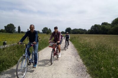 Oxford Scenic Cycle Tour- 2 persons minimum summer season - Price and timing: what $171.46 per person really buys