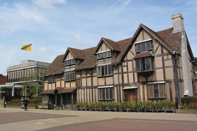 Oxford, Shakespeare Country & Warwick castle private Tour - Time, traffic, and how the 12-hour rhythm really feels