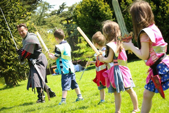 Oxford, Stratford, Cotswolds & Warwick Castle Tour from London - Back to London around 7pm: plan dinner and transport like an adult