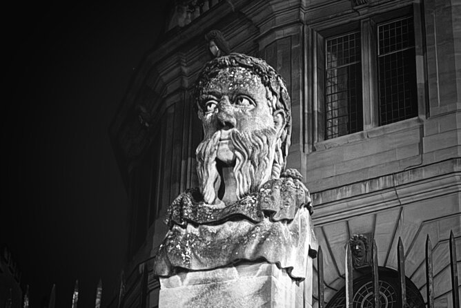 Oxford Twilight Ghost Tour - Oxford at 6:30 pm: why twilight works for ghost stories