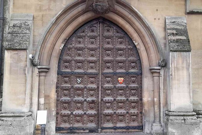 Oxford's literary legends and landmarks: A Self-Guided Audio Tour - St Mary the Virgin: CS Lewis and the Narnia-style passage