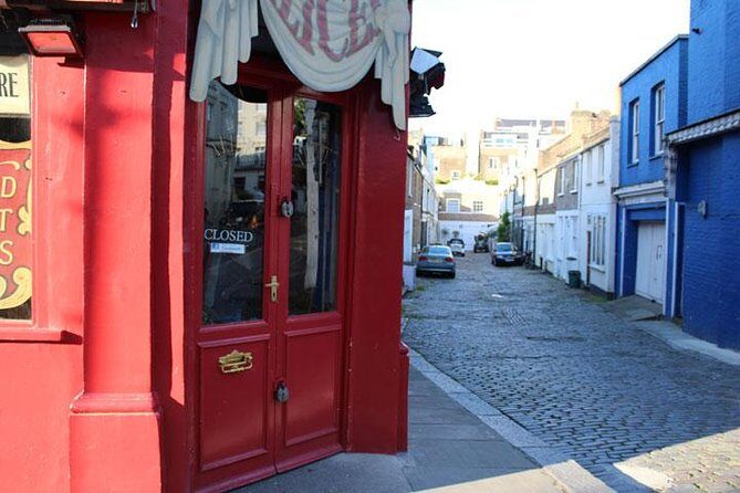 Paddington Bear Walking Tour - Stop 2: Little Venice canals and Paddington film locations