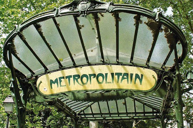 Paris by Rail with Sightseeing Bus and River Cruise - Montmartre and Sacré-Cœur: A Short Stop That Still Delivers the Big View