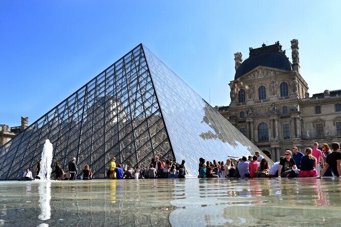 Paris by Rail with Sightseeing Bus and River Seine Lunch Cruise - Eiffel Tower and Sacré-Cœur: what 15–25 minutes really buys