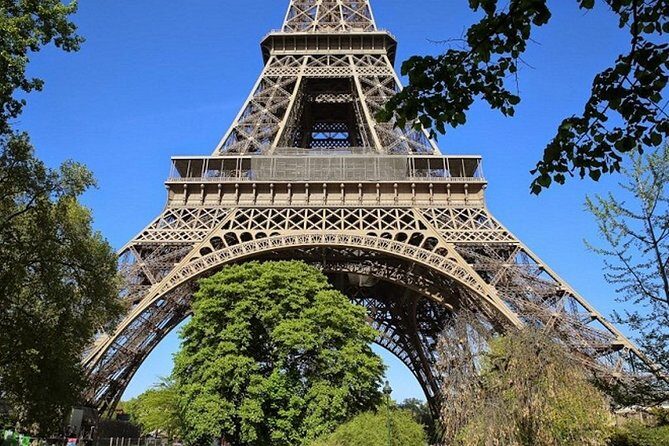 Paris by Rail with Sightseeing Bus and River Seine Lunch Cruise - Champs-Élysées and Place de la Concorde: the classic Paris route