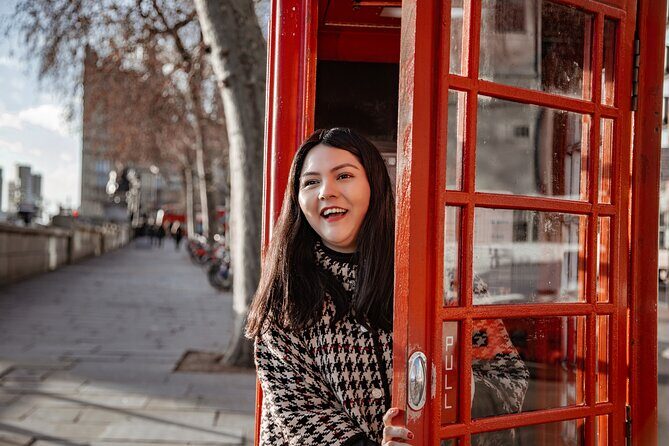 Photoshoot in London with Professional Photographer - What you get after: 20–40 retouched photos in a private gallery