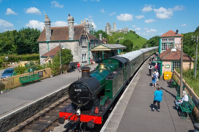 Portland Cruise Excursion - Jurassic Coast Gems! - Corfe Castle ruins and the village: medieval drama with time for a breather