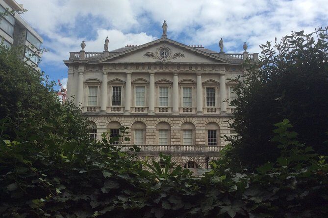 Princess Diana Private Walking Tour of London - Wellington Arch and War Memorials: Serious Stops That Add Depth