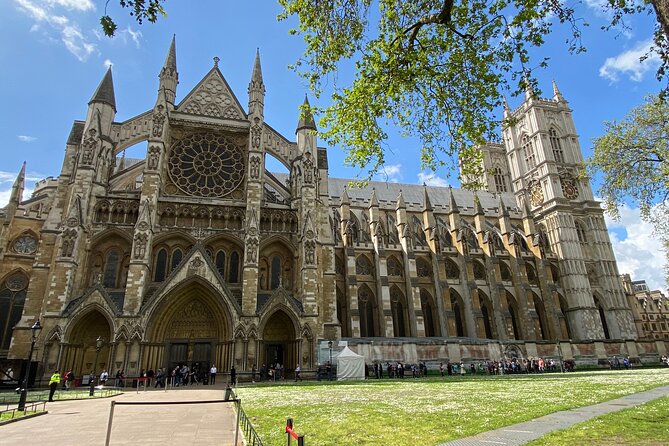 Priority Access Tour of Westminster Abbey with London Eye option - Should you book this Westminster Abbey priority tour?
