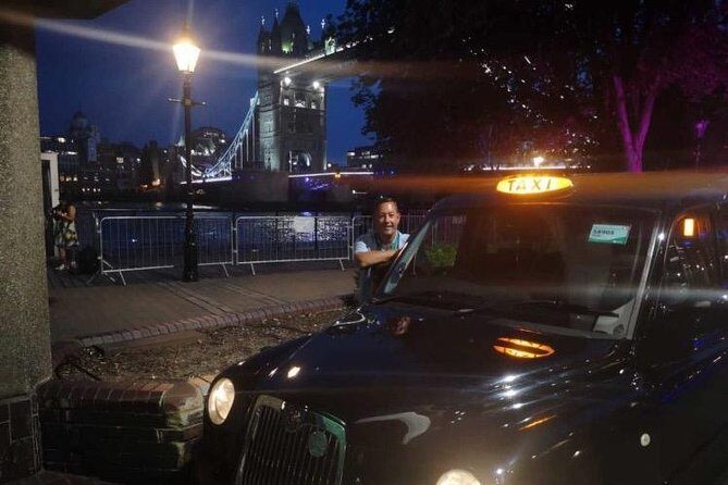 Private 2-Hour Night Tour of London in an Iconic Black Cab - London Bridge to the Tower: first glow, big legends