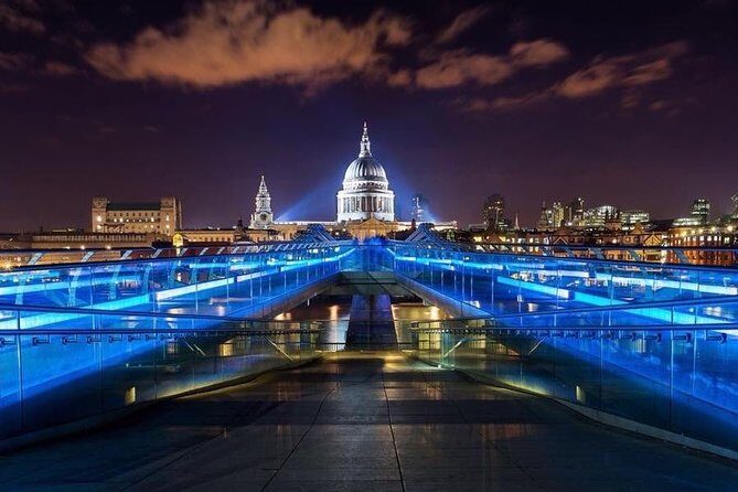 Private 2-Hour Night Tour of London in an Iconic Black Cab - The route connects London’s stories, not just its sights