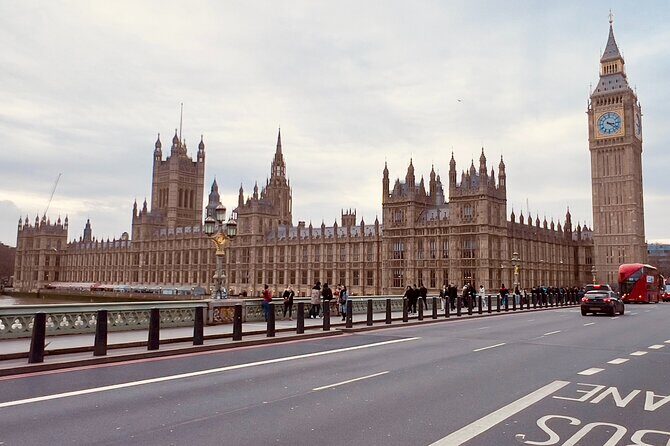 Private 3-Hour London Tour with Pickup – Explore Iconic Landmarks - Westminster Abbey, Big Ben, and Downing Street in One Tight Line