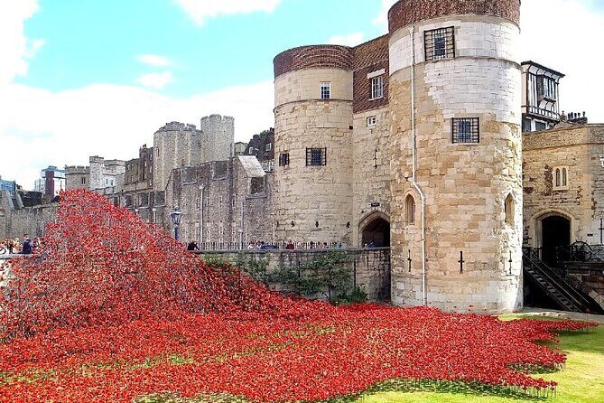 Private 3-hour Tour of The Iconic Tower of London & Tower Bridge - Where you meet near the Tower and how the flow works