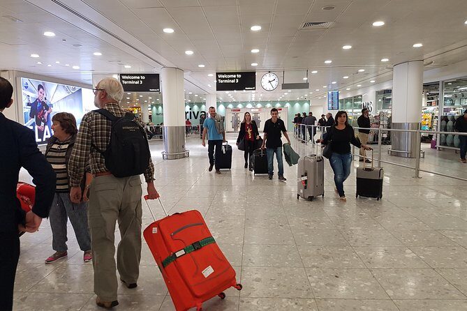 Private Arrival Transfer from Heathrow Airport to London - How the pickup works in real life (and where problems can start)