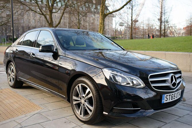 Private Arrival Transfer: Heathrow Airport to Central London - Meet-and-Greet Pickup: Name Board, Terminal Arrival Timing