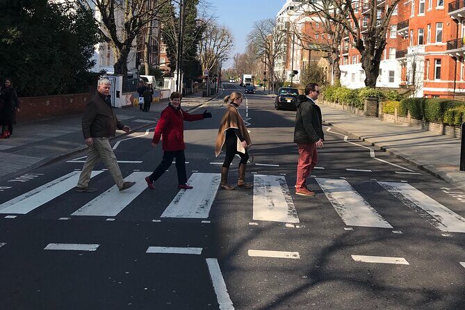 Private Beatles and London Rock Tour in Electric Taxi - Why a taxi-led Beatles route feels different