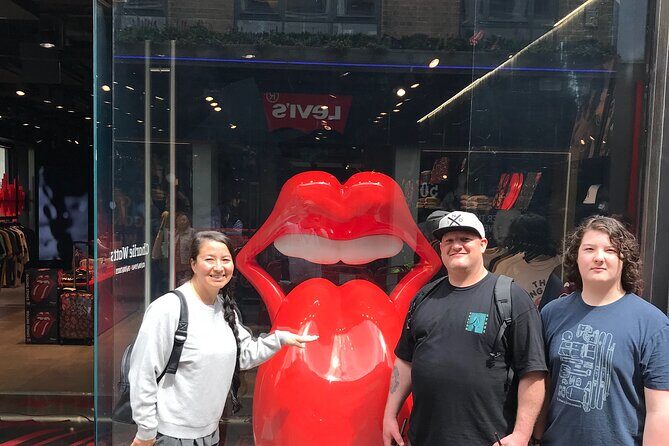 Private Beatles and London Rock Tour in Electric Taxi - Stop 2: Soho streets where music and fashion mixed
