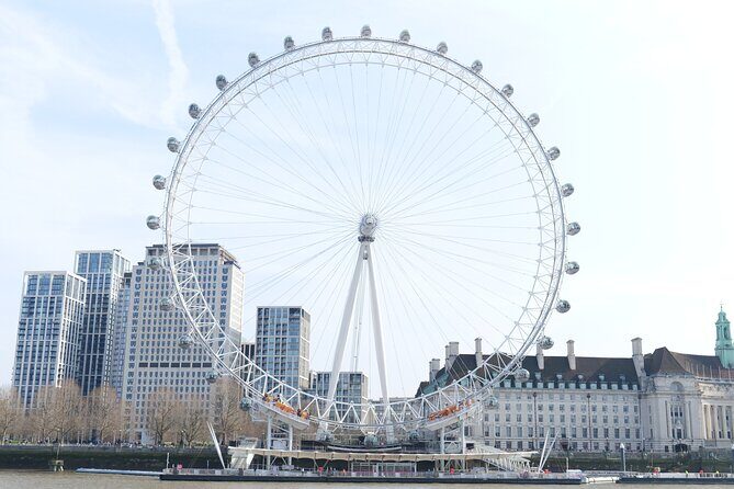 Private Bike or eBike Gold Classic Tour London - Covent Garden: where the tour mixes landmarks with atmosphere