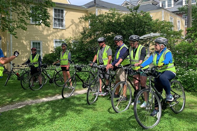 Private Bike Tours: New Hampshire Coast + Island VIP Experiences - Why Portsmouth feels extra easy when you ride it